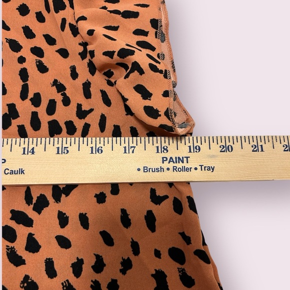 NEW Angashion Women’s Top Floral Print Cap Sleeve Ruffle Neck Loose NWT - Picture 3 of 5